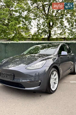 Внедорожник / Кроссовер Tesla Model Y 2021 в 