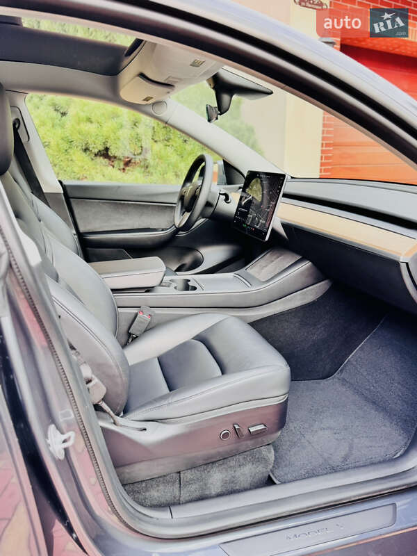 Позашляховик / Кросовер Tesla Model Y 2021 в Одесі