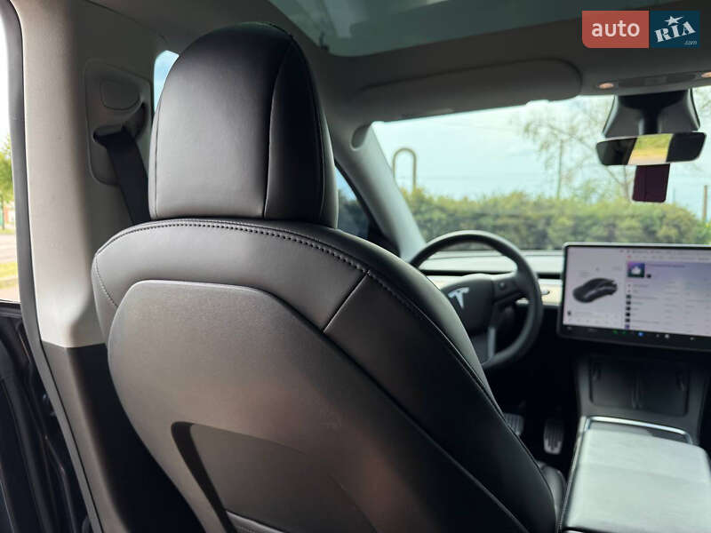 Внедорожник / Кроссовер Tesla Model Y 2021 в Кривом Роге