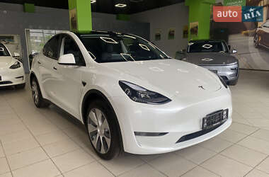 Внедорожник / Кроссовер Tesla Model Y 2024 в 