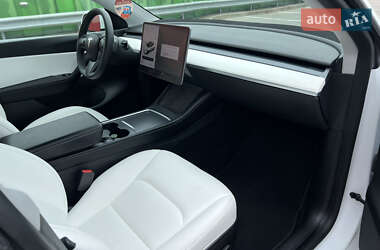 Внедорожник / Кроссовер Tesla Model Y 2022 в 