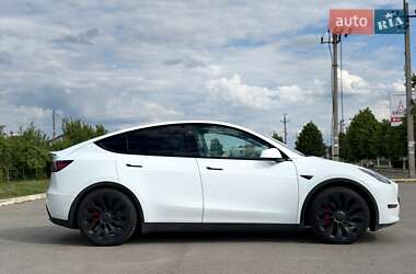 Внедорожник / Кроссовер Tesla Model Y 2021 в 