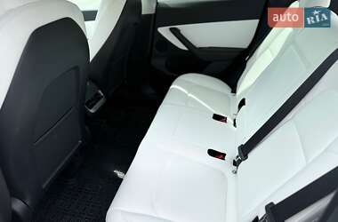 Внедорожник / Кроссовер Tesla Model Y 2021 в 