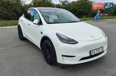 Внедорожник / Кроссовер Tesla Model Y 2021 в 