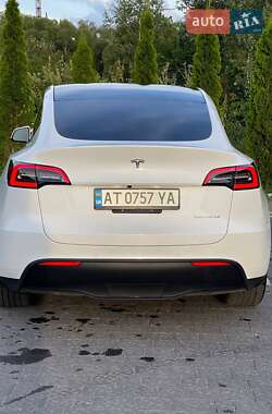 Внедорожник / Кроссовер Tesla Model Y 2021 в 
