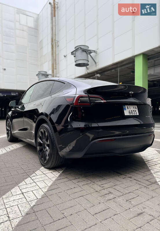 Позашляховик / Кросовер Tesla Model Y 2023 в Києві фото 4 Позашляховик / Кросовер Tesla Model Y 2023 в Києві