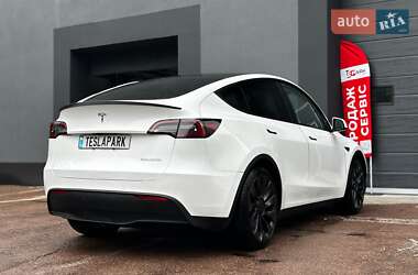 Внедорожник / Кроссовер Tesla Model Y 2022 в 