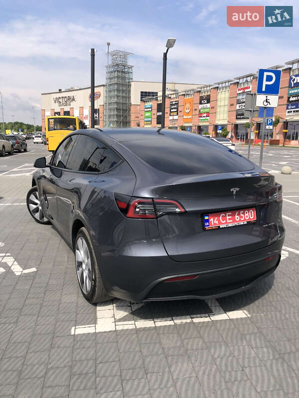 Позашляховик / Кросовер Tesla Model Y 2023 в Львові