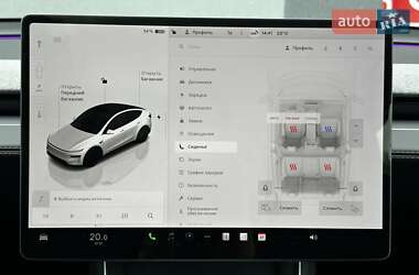 Внедорожник / Кроссовер Tesla Model Y 2025 в 