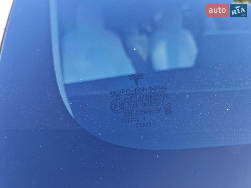 Внедорожник / Кроссовер Tesla Model Y 2022 в Днепре фото 13 Внедорожник / Кроссовер Tesla Model Y 2022 в Днепре