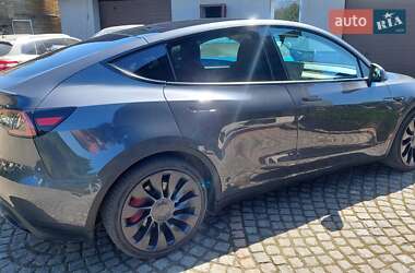 Внедорожник / Кроссовер Tesla Model Y 2021 в 