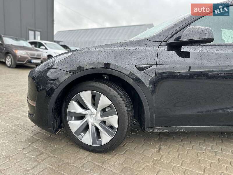 Внедорожник / Кроссовер Tesla Model Y 2022 в Львове
