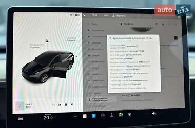 Позашляховик / Кросовер Tesla Model Y 2022 в 