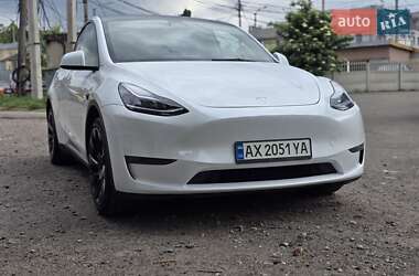 Позашляховик / Кросовер Tesla Model Y 2023 в 