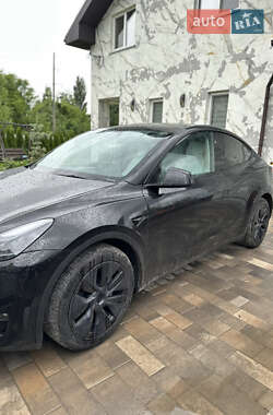 Внедорожник / Кроссовер Tesla Model Y 2024 в Борисполе