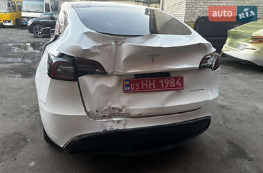 Позашляховик / Кросовер Tesla Model Y 2021 в 