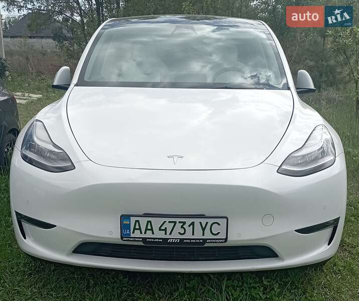 Внедорожник / Кроссовер Tesla Model Y 2021 в 