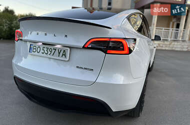 Внедорожник / Кроссовер Tesla Model Y 2023 в 