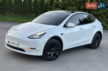 Внедорожник / Кроссовер Tesla Model Y 2023 в 