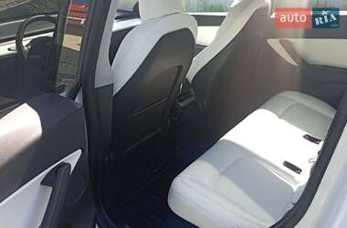 Внедорожник / Кроссовер Tesla Model Y 2021 в 