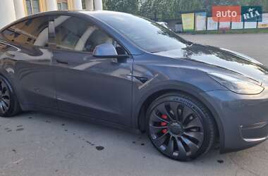 Внедорожник / Кроссовер Tesla Model Y 2021 в 