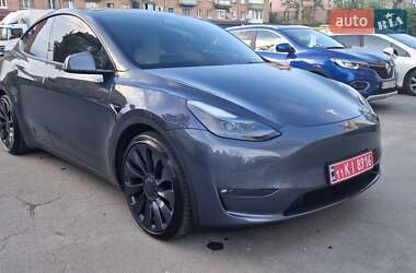 Внедорожник / Кроссовер Tesla Model Y 2021 в 