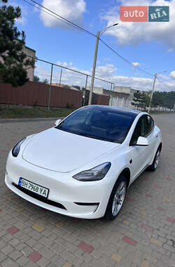Внедорожник / Кроссовер Tesla Model Y 2023 в 