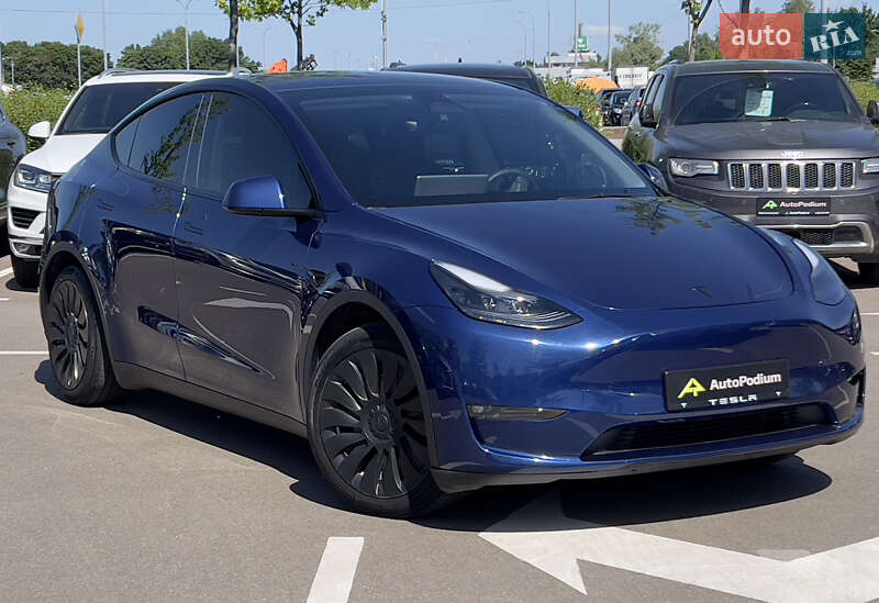 Позашляховик / Кросовер Tesla Model Y 2023 в 