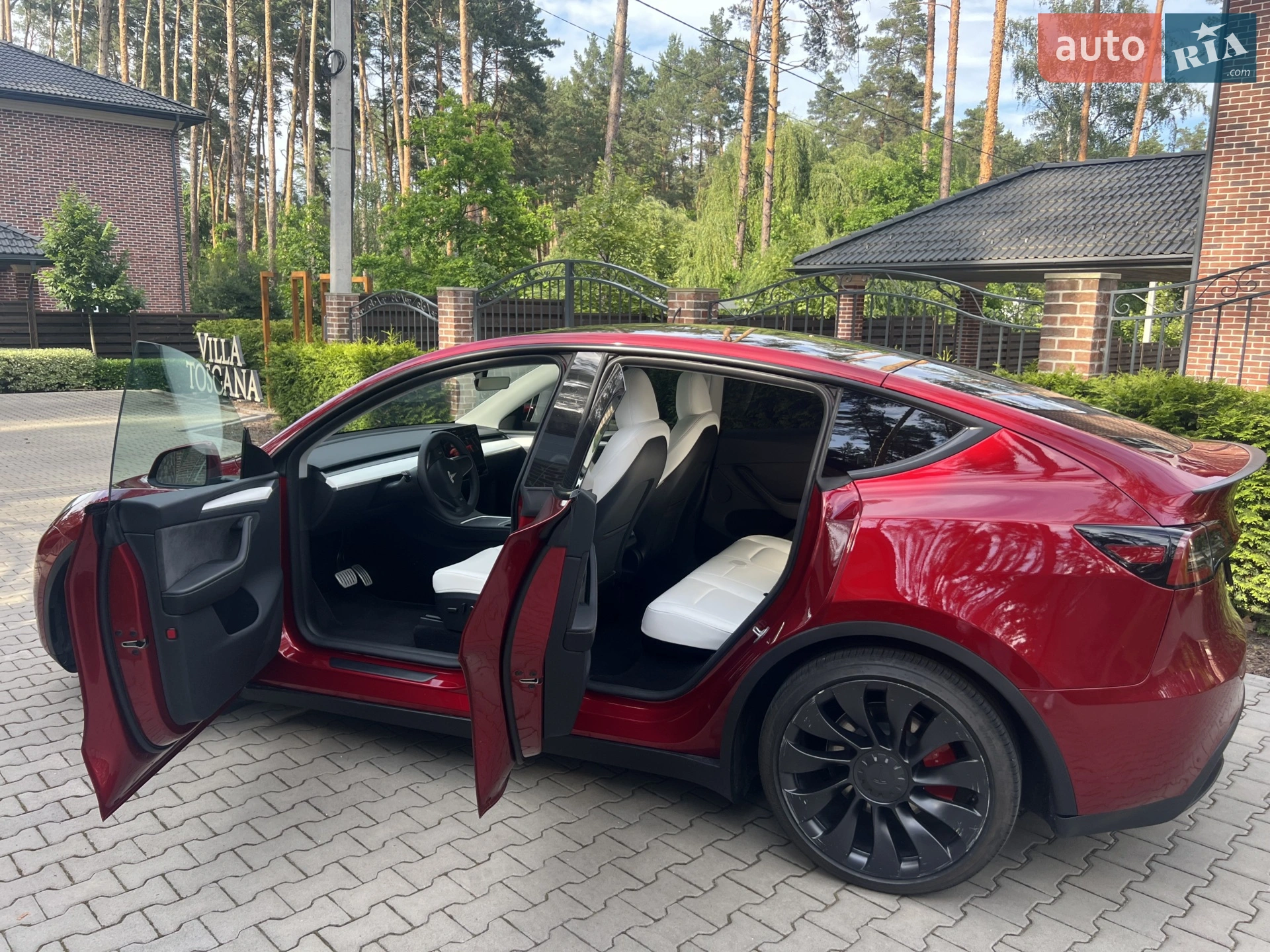 2024 Tesla Model Y - мініатюра 13