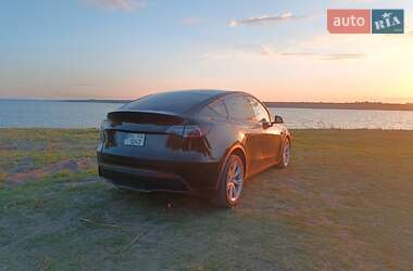 Позашляховик / Кросовер Tesla Model Y 2020 в 