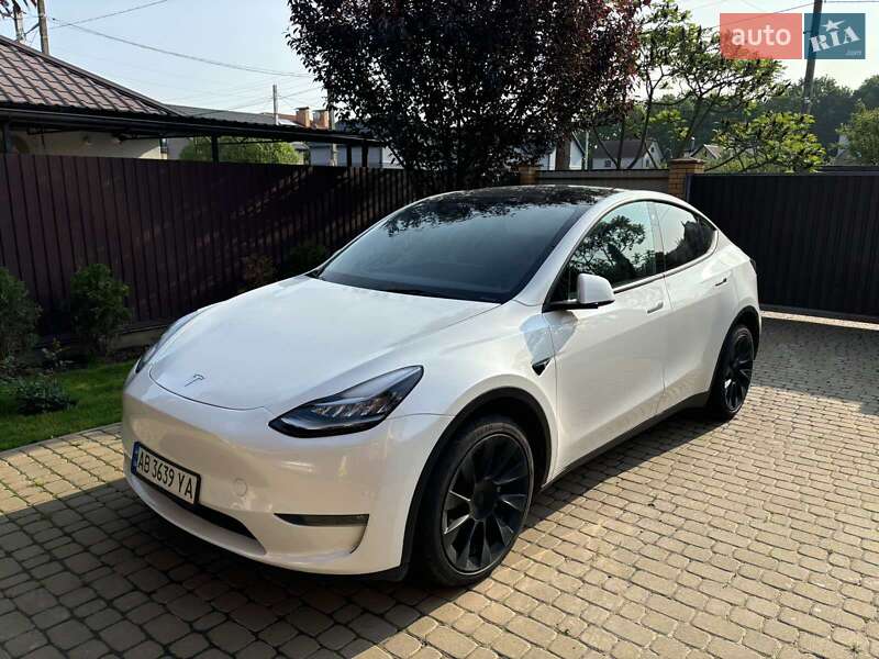 Позашляховик / Кросовер Tesla Model Y 2022 в 