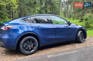 Внедорожник / Кроссовер Tesla Model Y 2023 в 