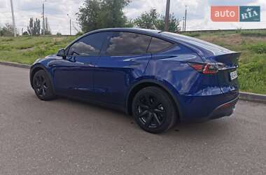 Внедорожник / Кроссовер Tesla Model Y 2024 в 