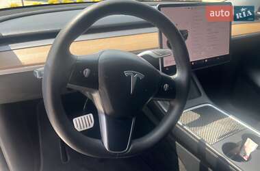 Позашляховик / Кросовер Tesla Model Y 2022 в 