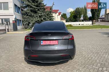 Внедорожник / Кроссовер Tesla Model Y 2021 в 