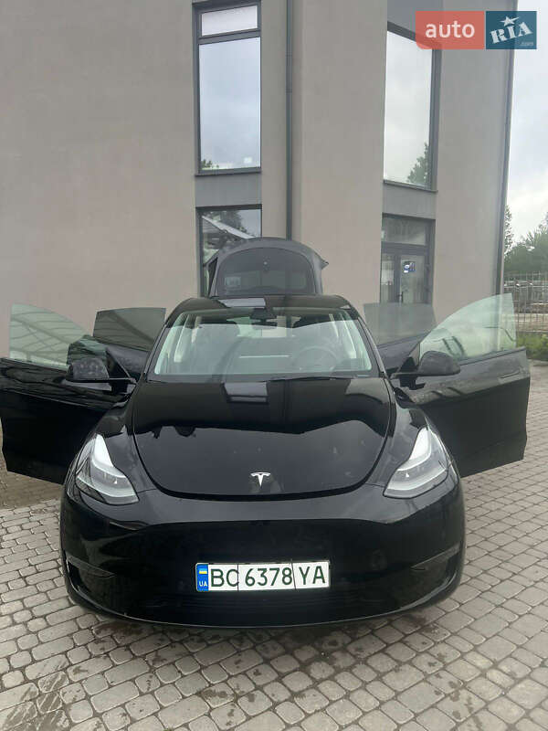 Внедорожник / Кроссовер Tesla Model Y 2022 в Львове