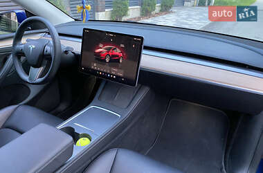 Внедорожник / Кроссовер Tesla Model Y 2022 в 