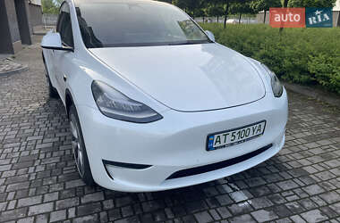 Позашляховик / Кросовер Tesla Model Y 2021 в 