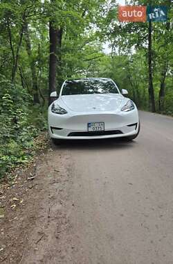 Позашляховик / Кросовер Tesla Model Y 2022 в 