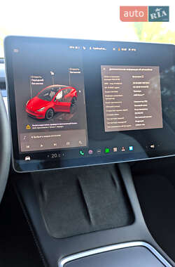 Позашляховик / Кросовер Tesla Model Y 2023 в 