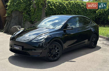 Внедорожник / Кроссовер Tesla Model Y 2023 в 