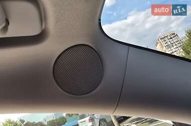 Внедорожник / Кроссовер Tesla Model Y 2022 в 