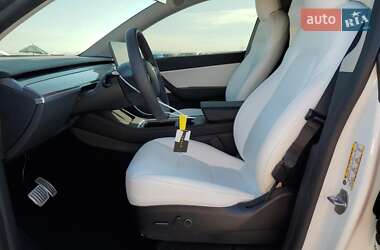 Позашляховик / Кросовер Tesla Model Y 2022 в Києві
