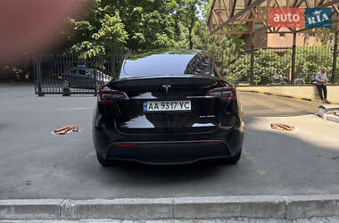Внедорожник / Кроссовер Tesla Model Y 2020 в 