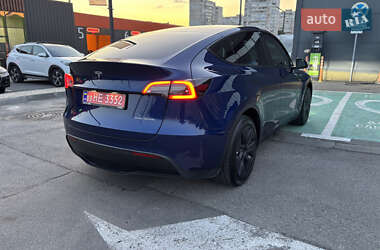 Внедорожник / Кроссовер Tesla Model Y 2022 в 