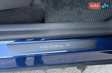 Внедорожник / Кроссовер Tesla Model Y 2022 в 