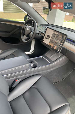 Внедорожник / Кроссовер Tesla Model Y 2023 в 
