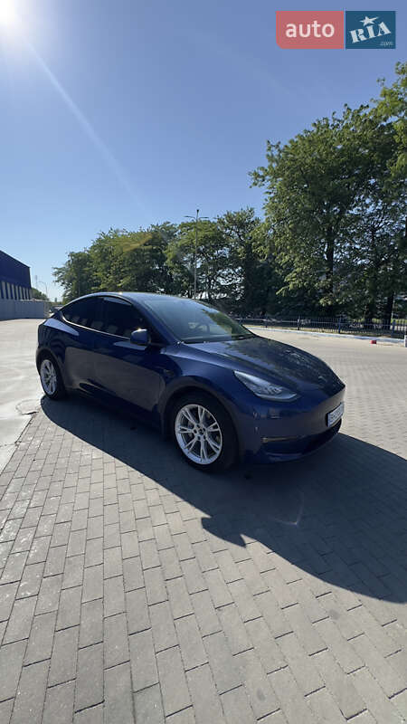 Внедорожник / Кроссовер Tesla Model Y 2021 в Одессе