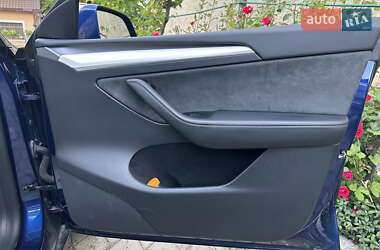 Внедорожник / Кроссовер Tesla Model Y 2022 в 