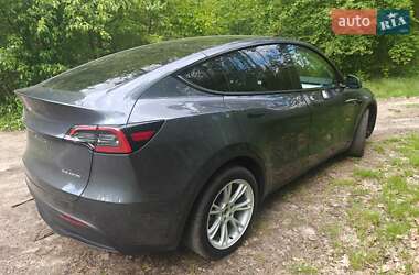 Позашляховик / Кросовер Tesla Model Y 2023 в 